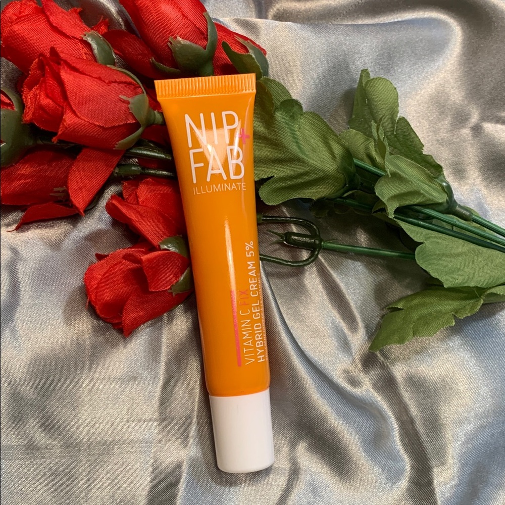 🌹 NIP + FAB  Vitamin C Hybrid Gel Cream • NEW